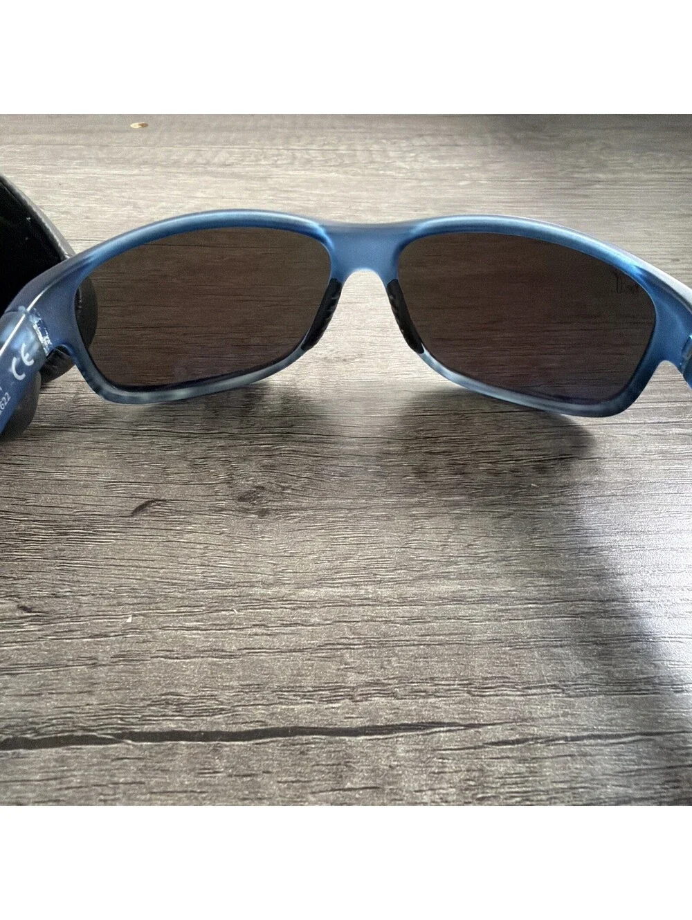 Maui Jim Sunglasses KAIWI CHANNEL MJ840-03S MATTE BLUE With Case